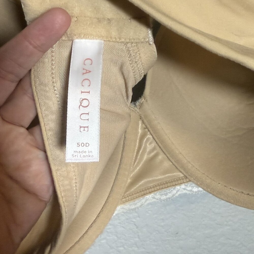 Light Beige Cacique Full Coverage Underwire Bra 50D With Lace Detail - Picture 6 of 6